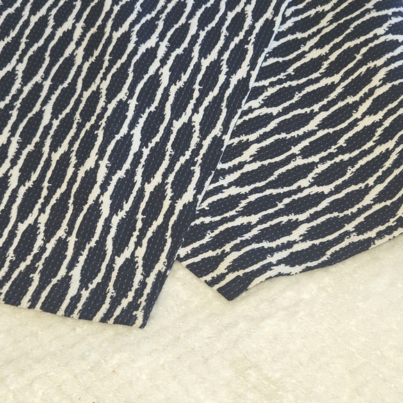 LOFT MINI SKIRT WOMENS SIZE L PETITE NAVY AND WHITE COLOR - Picture 4 of 12